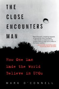 Book Cover for The Close Encounters Man by Mark OConnell