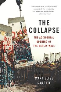 Book Cover for The Collapse by M E Sarotte