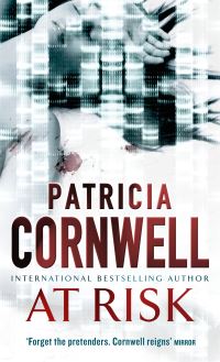 Book Cover for At Risk by Patricia Daniels Cornwell