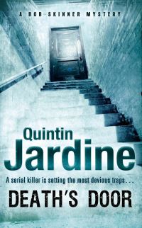 Book Cover for Death's Door by Quintin Jardine