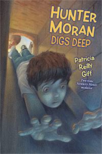 Book Cover for Hunter Moran Digs Deep by Patricia Reilly Giff