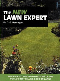 Book Cover for The New Lawn Expert by D G Hessayon
