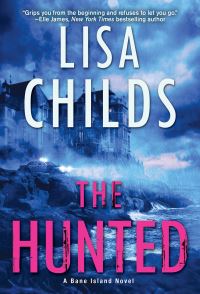 Book Cover for The Hunted by Lisa Childs