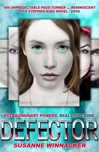 Book Cover for Defector by Susanne Winnacker