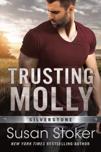 Book Cover for Trusting Molly by Susan Stoker