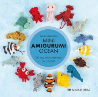 Book Cover for Mini Amigurumi Ocean by Sarah Abbondio