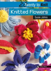 Book Cover for Knitted Flowers by Susie Johns