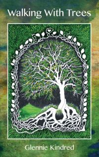 Book Cover for Walking With Trees by Glennie Kindred