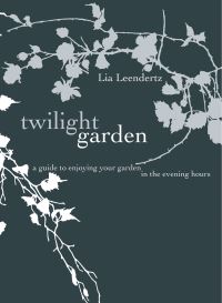 Book Cover for The Twilight Garden by Lia Leendertz