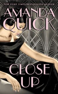 Book Cover for Close Up by Amanda Quick