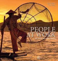 Book Cover for People at Work by Iago Corazza, Greta Ropa, Valeria Manferto, Richard Pierce,   TperTradurre srl