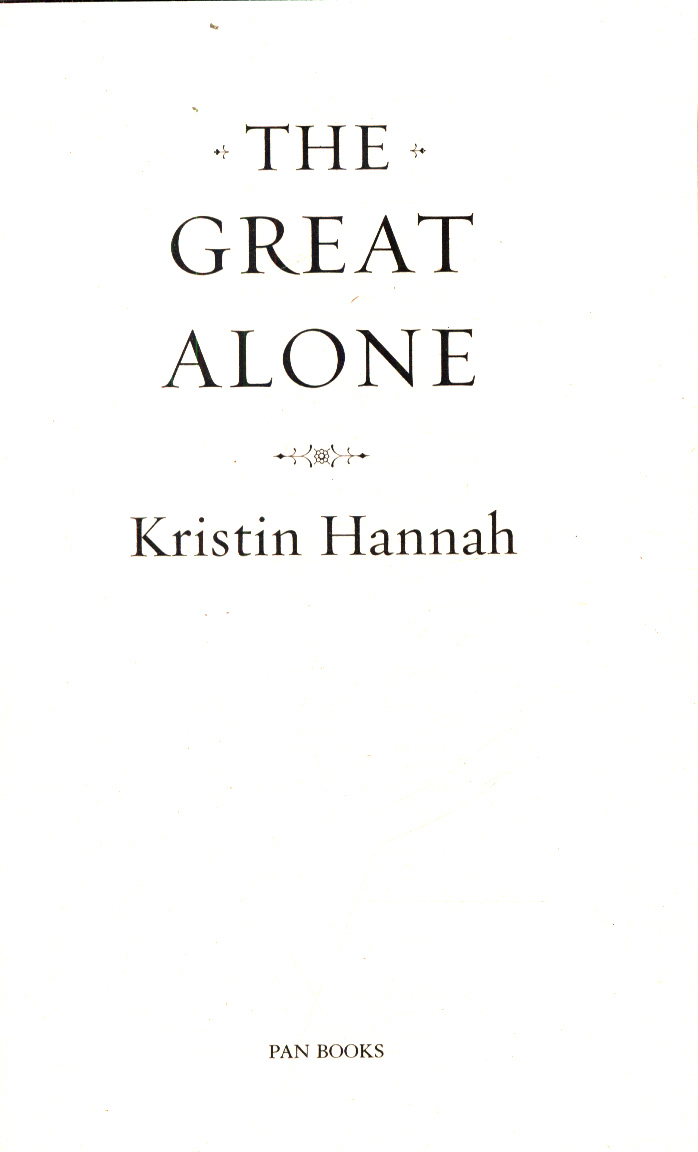The great alone by Hannah, Kristin (9781447286035) BrownsBfS